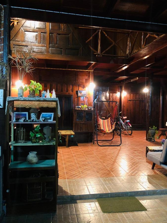 Banthai Guesthouse Phetchaburi Bagian luar foto